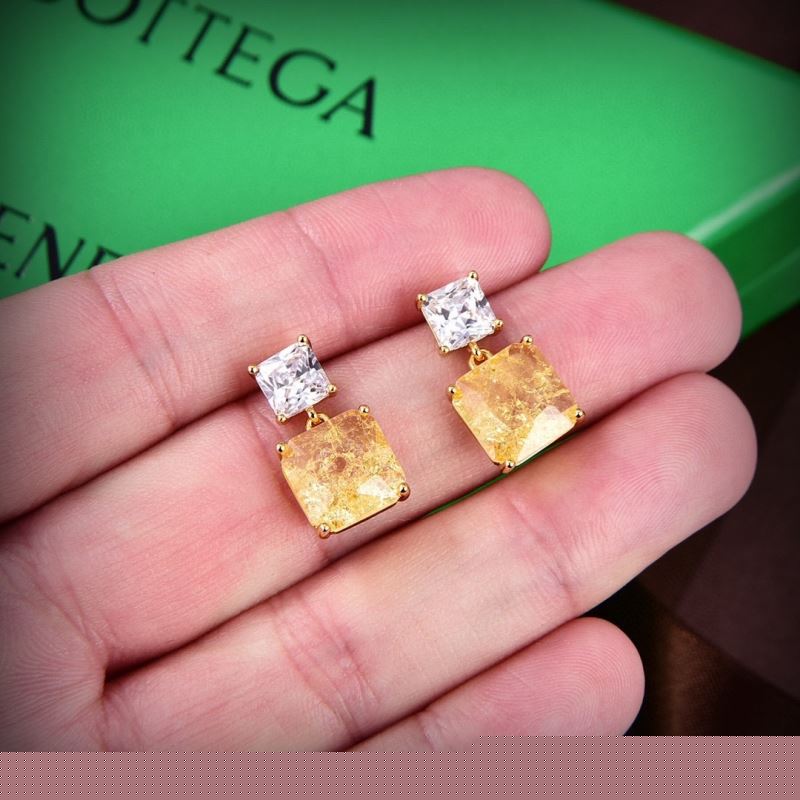 Bo*te*ga venenta earrings